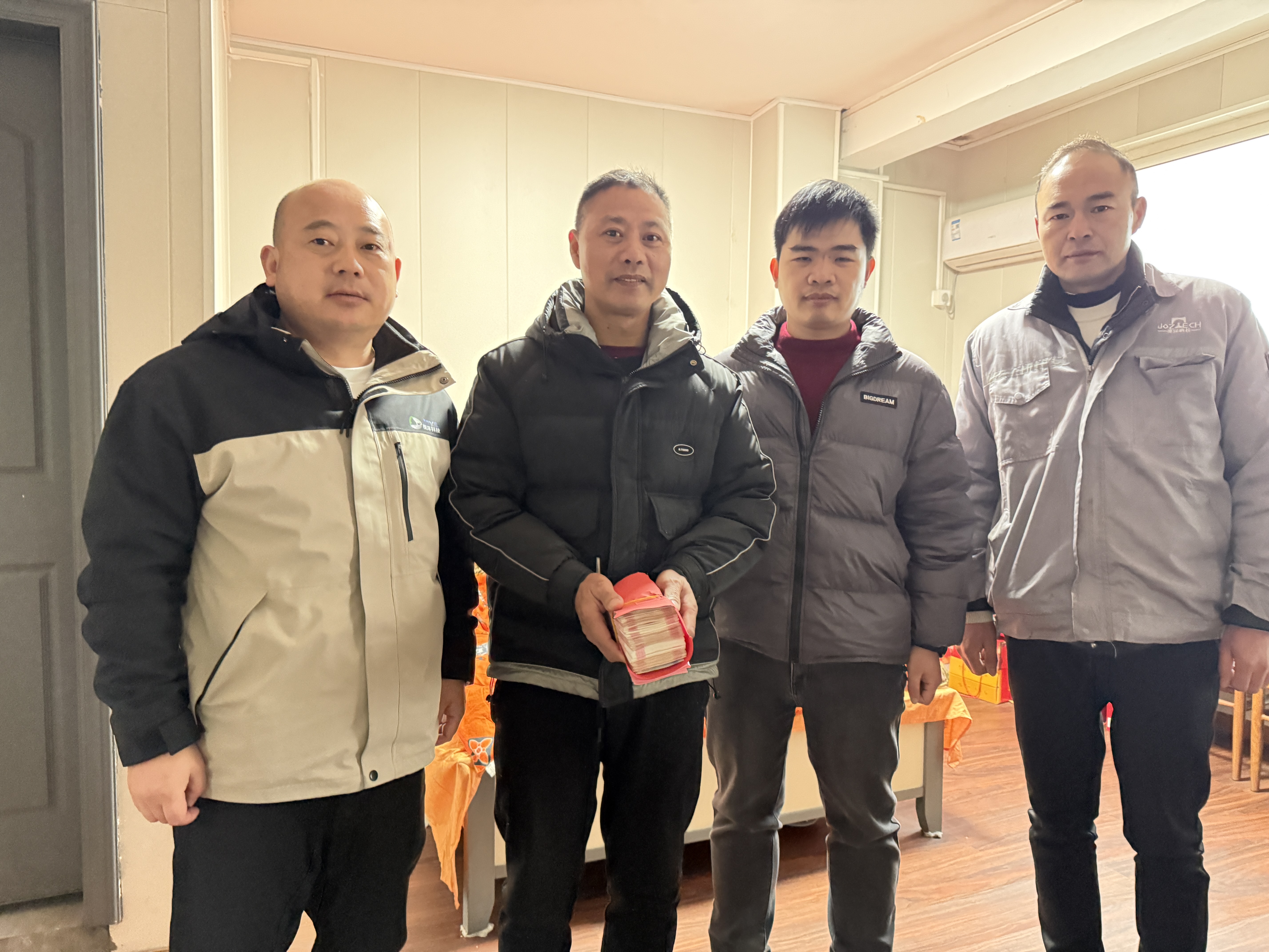 爱心汇聚 情暖人心丨枧洋以“家”之力与员工范周虎共渡难关